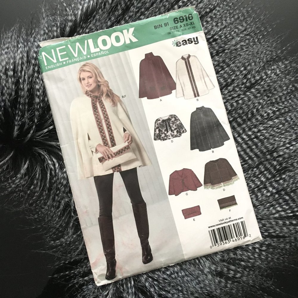 NWOT Vintage 90s Uncut Cape Sewing Pattern New Look